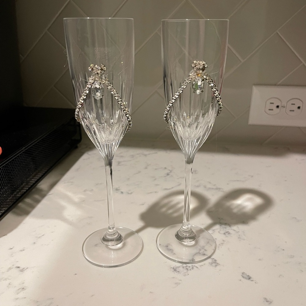 Mikasa “custom” champagne toasting 🥂 glasses